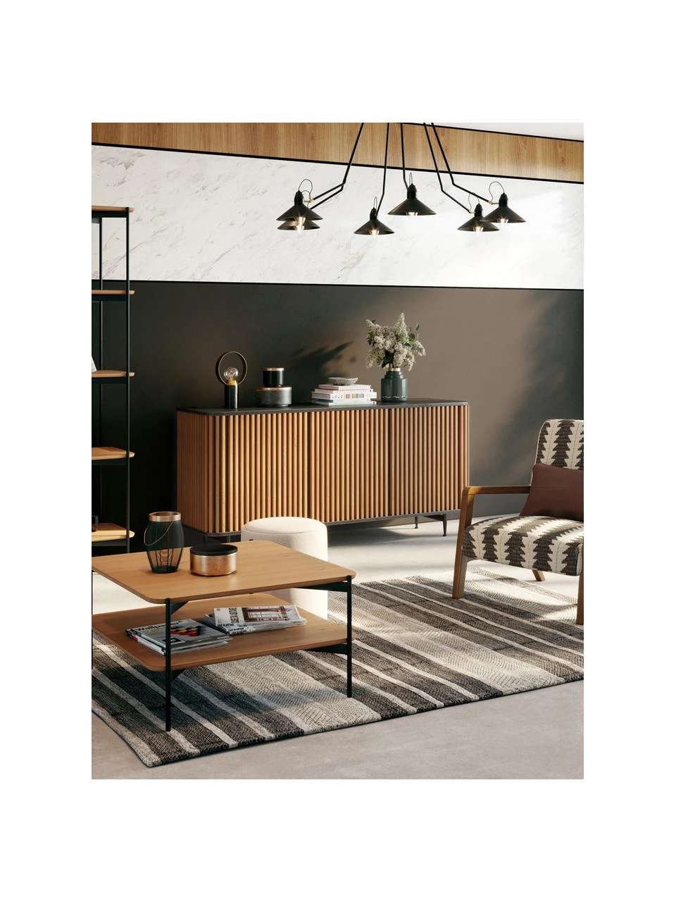 Design-Sideboard Linea mit Türen und Eichenholzfurnier, B 159 x H 74 cm 2 Design-Sideboard Linea mit Türen und Eichenholzfurnier, B 159 x H 74 cm – Bild 2