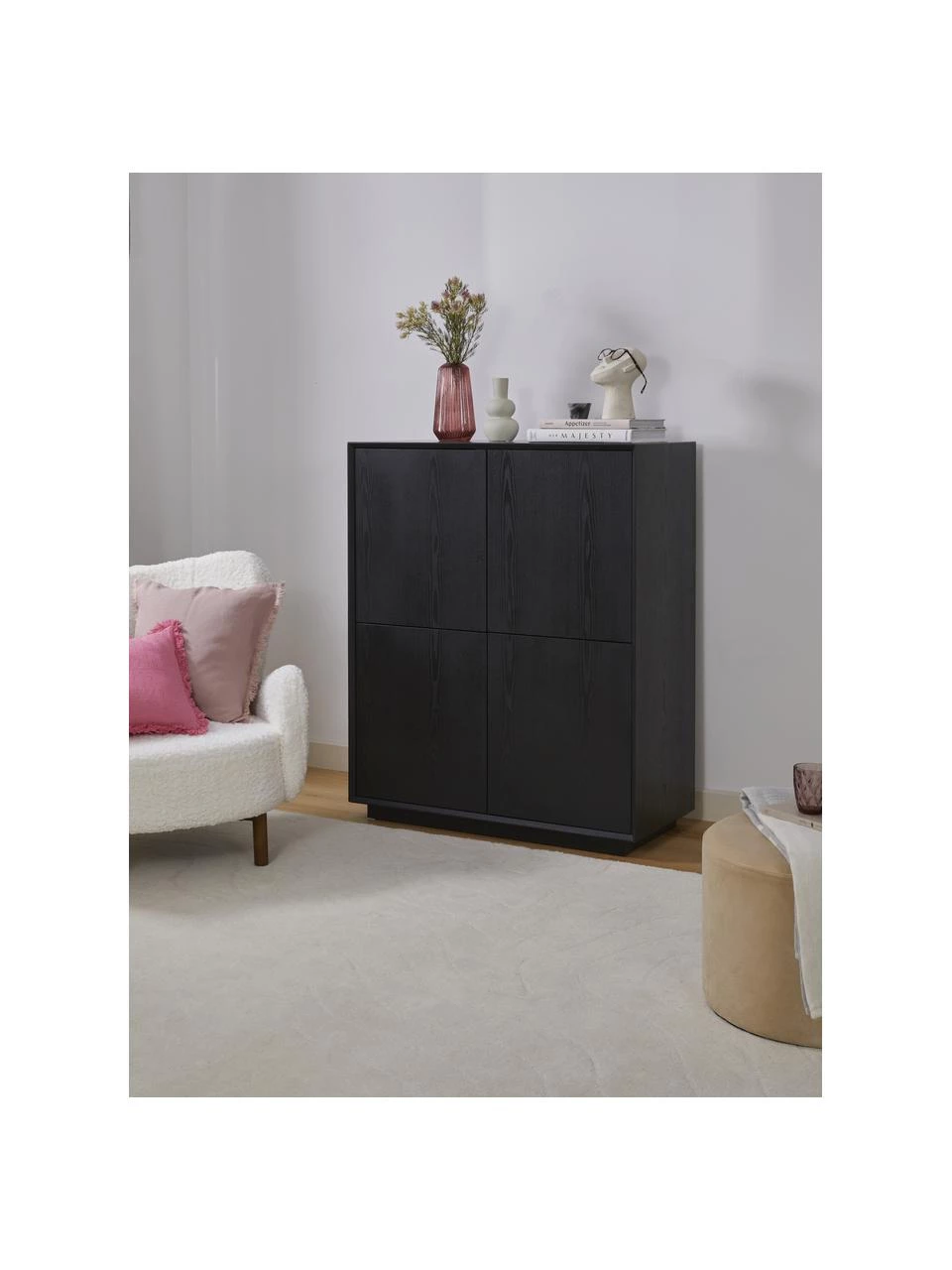 Westwing Collection Highboard Noel aus Eschenholzfurnier in Schwarz, B 100 x H 120 cm 2 Westwing Collection Highboard Noel aus Eschenholzfurnier in Schwarz, B 100 x H 120 cm – Bild 2