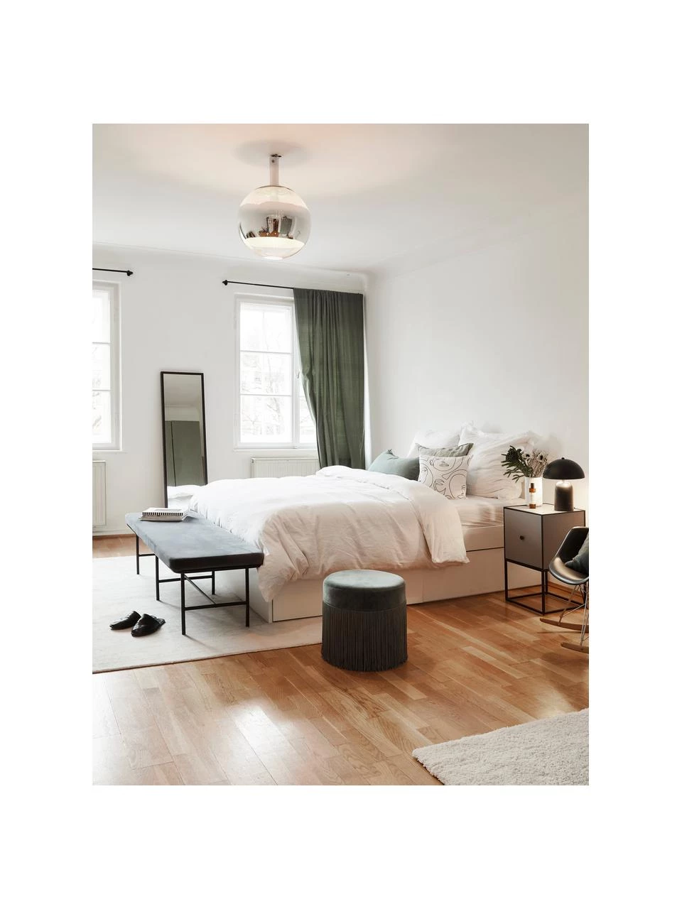 House Doctor Samt-Sitzbank Comma, B 160 x H 46 cm 2 House Doctor Samt-Sitzbank Comma, B 160 x H 46 cm – Bild 2